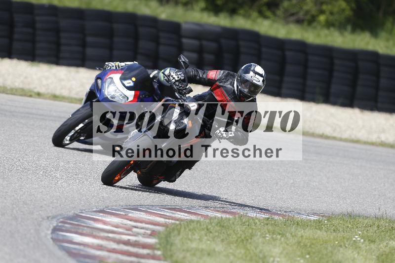 /Archiv-2025/09 22.04.2025 Cornu Master School ADR/rot-rouge/0-2